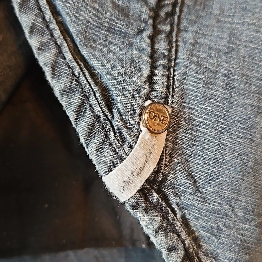 One Teaspoon RUNNER Shorts💙 - Picture 3 of 7